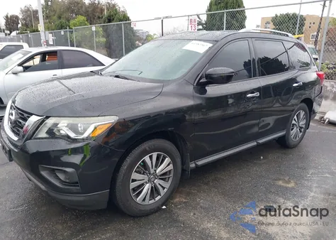 2018 Nissan Pathfinder S z USA, uszkodzony, nr VIN 5N1DR2MN9JC625081